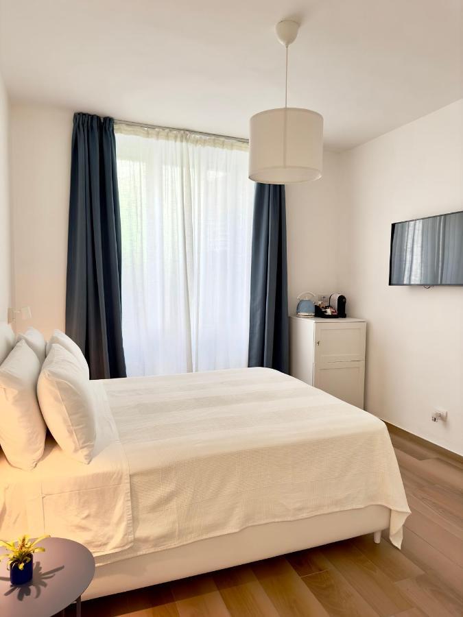 B&B Cellini ซานตามาเรีย ดิ กาสเตลลาบาเต ภายนอก รูปภาพ